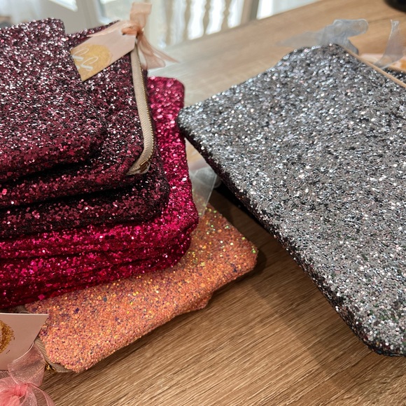 Handcrafted! 🤩Gorgeous Steel Silver Glitter Makeup Bag or Evening Clutch - Picture 3 of 12